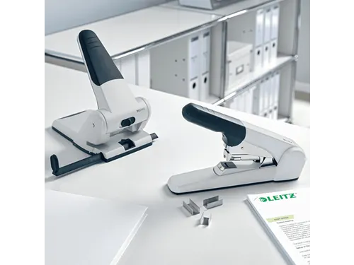 Blokhechter Leitz 5552 Heavy Duty Flat Clinch 60vel zilvergrijs