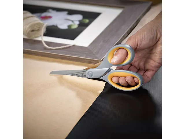 Kantoorschaar Westcott 210mm met softgrip titanium