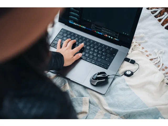 Verbatim Go Mini muis Ambidexter kabel optisch 1000DPI zwart