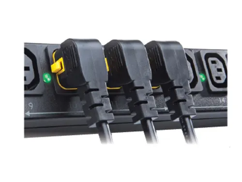 9000 geschakeld, ZeroU, 16A, 230V, (21) C13 & (3) C19, IEC 309-kabel