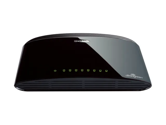 DES-1008D/E - 8-Port, Fast Ethernet, IEEE 802.3x, 1Gbps