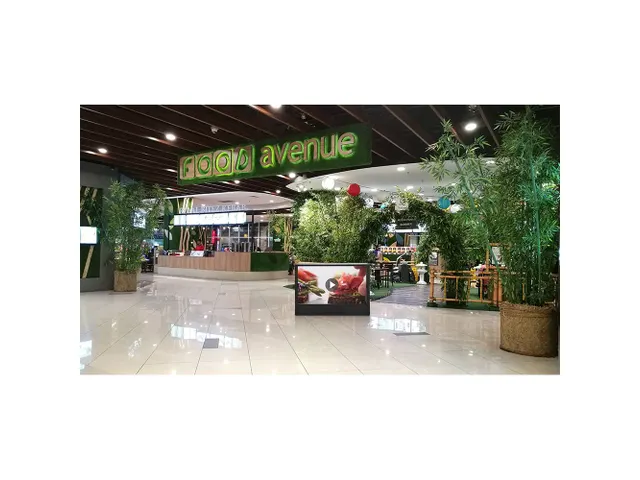 Digital Counter Futuro met 55 inch Samsung scherm landscape