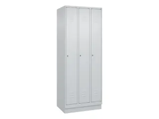 locker,HxBxD 1950x750x500mm,3vak,vak B 250mm,cil.-slot,sokkel - 1