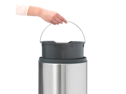 Afvalbak Touch Bin New 30 Liter Brabantia Mat Rvs Ffp