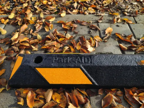 parkeerplaatsbegrenzing,B 900mm,recyclebaar rubber,zwart/geel