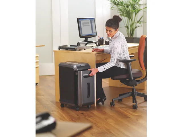 Fellowes Papiervernietiger 99ci Snippers P-4