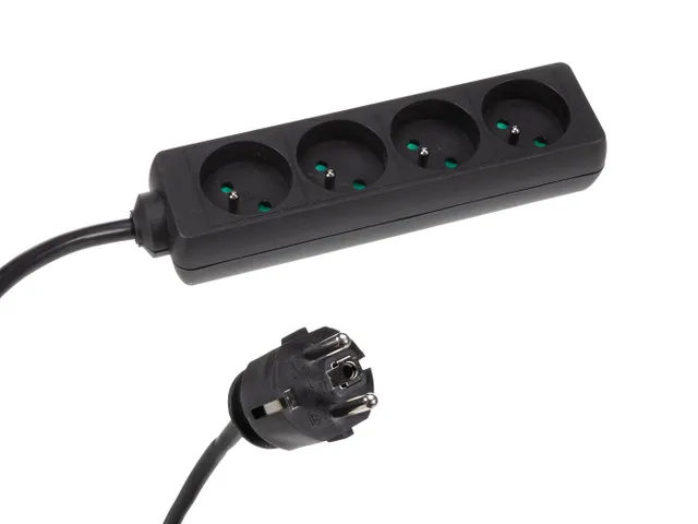 4-Voudige Stekkerdoos Met Krimpkous - 3G2.5 - 5m - Penaarde