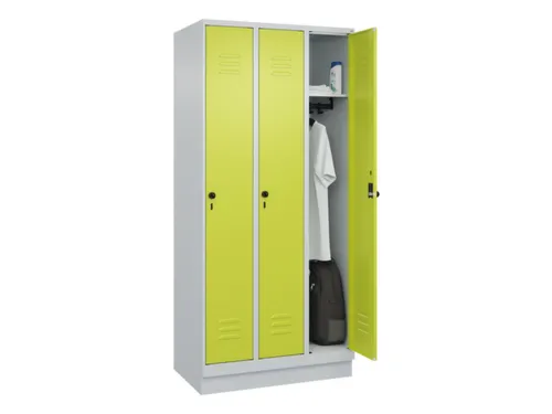 locker,HxBxD 1950x900x500mm,3vak,vak B 300mm,draaigrendel,sokkel