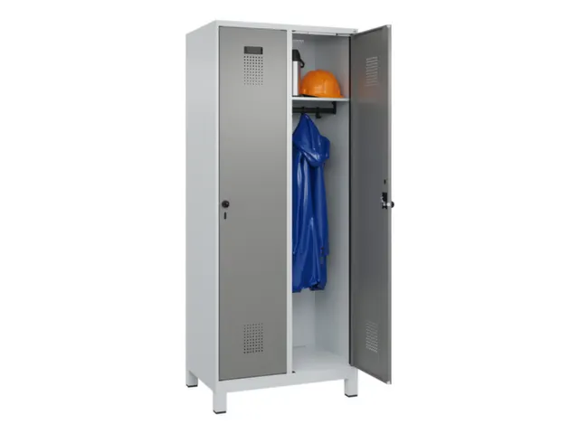 locker,HxBxD 1950x800x500mm,2vak,vak B 400mm,draaigrendel,voeten