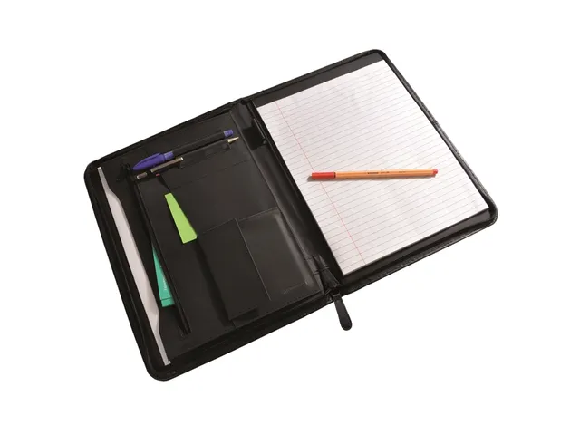 MONOLITH 2000002870 - Conferentiemap, Zwart 33x24x1 cm