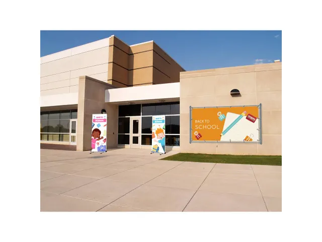 Hekwerkbanner 200x100cm met eigen Print Reclamedoek voor buiten