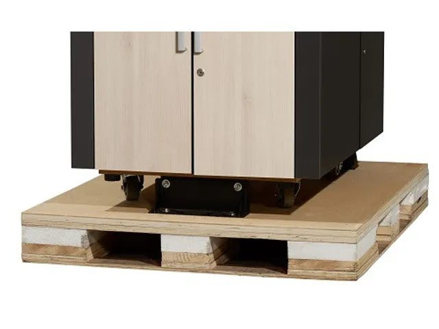 APC NetShelter CX 18U Geluiddempende 'Server Room in a Box', Shock Pac