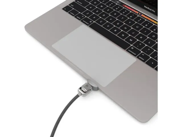 Universal Ledge Macbook Pro