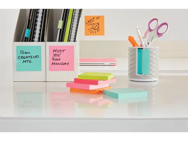 Bloc mémos 3M Post-it 653 38x51mm couleur assorti 12 pièces