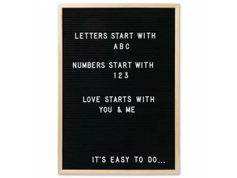 Letterbord 50x70 met 149 witte