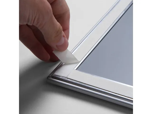 Cadre clipsable vitrine A3 Coins biseautés 25mm