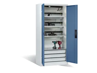 acculaadkast 1950x930x500mm 15stekkerdozen 230V ventilator fr. RAL5023 - 1