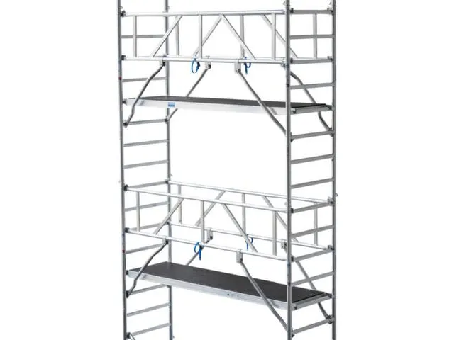 échafaudage roulant,H de travail 8,4m,échafaudage H 7,5m