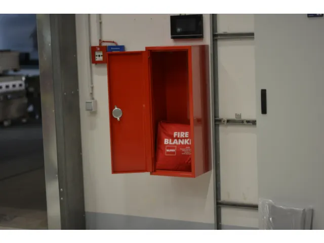 blusdekenbox,HxBxD 950x500x350mm,behuizing rood,zonder deken