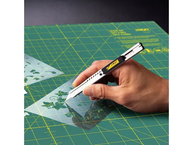 Couteau sécable Olfa-1 9mm avec corps emétal blister 1 pièce