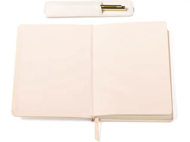 Carnet de notes avec stylo et étui ligné rose 15x20cm