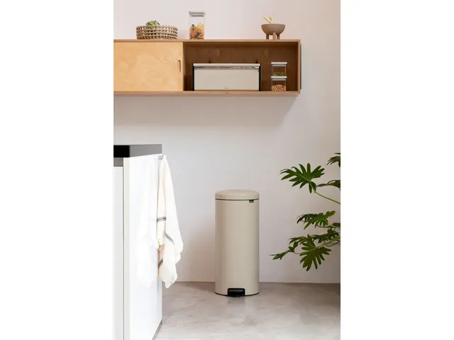 Pedaalemmer NewIcon 30 Liter Soft Beige