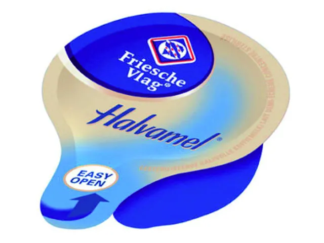 Koffiemelk Friesche vlag halvamel 7ml 10 cups