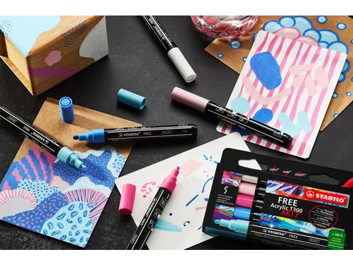 Acrylmarker STABILO Free Acrylic T300 donkerblauw 2-3mm