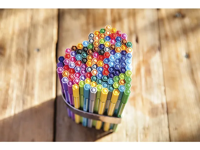 Feutre STABILO Pen 68 Arty Medium assorti boîte 66 pièces