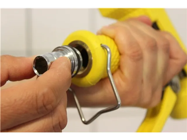 0715 Nippel 3/4 inch voor waterpistool