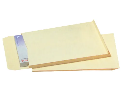 Envelop Quantore Monsterzak 230x350x38mm 170gr Zelfklevend Creme