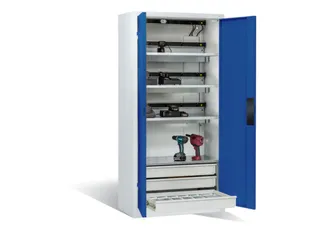 acculaadkast 1950x930x500mm 15stekkerdozen 230V ventilator fr. RAL5010 - 2