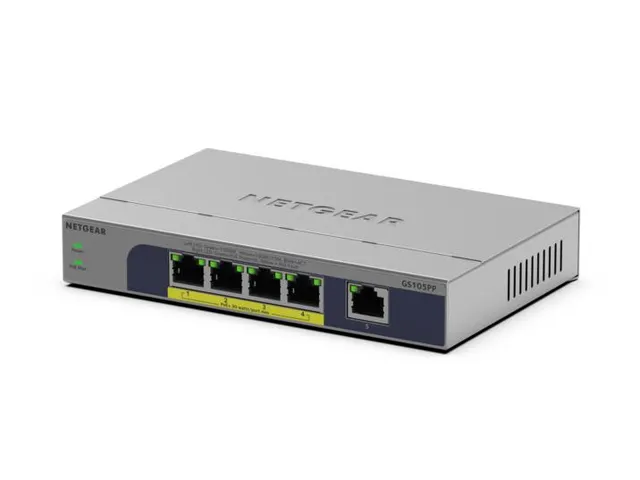 NETGEAR GS105PP, Unmanaged, Gigabit Ethernet (10/100/1000), Full duple
