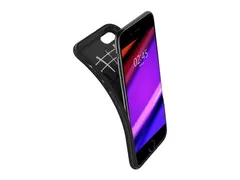 Coque Spigen Rugged Armor pour iPhone SE (2020) Noir