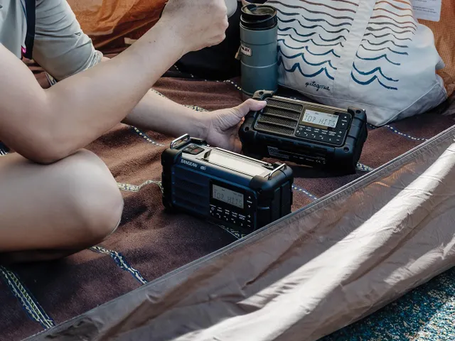 DAB+, FM, Bluetooth, AUX Noodradio (Oceanblue)