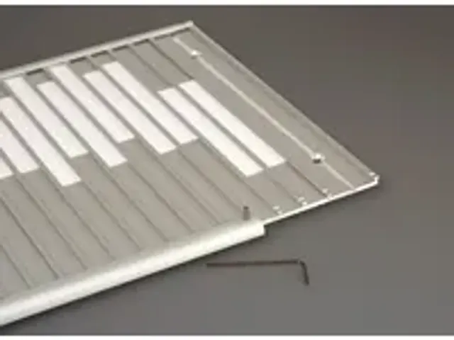 OUTLET Menoor In-Uit bord 30 namen Aluminium Aanwezig/Afwezig Groen/ro