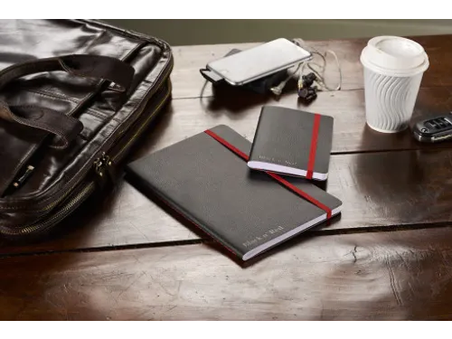 Notitieboek Oxford Black n' Red A5 business journal 72vel lijn