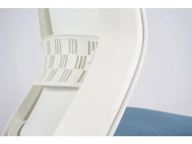 Chaise de bureau Linea Tekna White 01 bleu clair/blanc