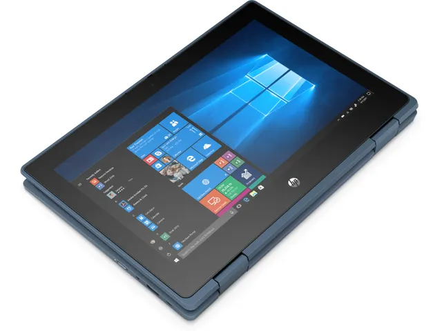 Intel Celeron N4120 (4MB Cache, 1.1GHz), 4GB DDR4-SDRAM, 128GB SSD, 29