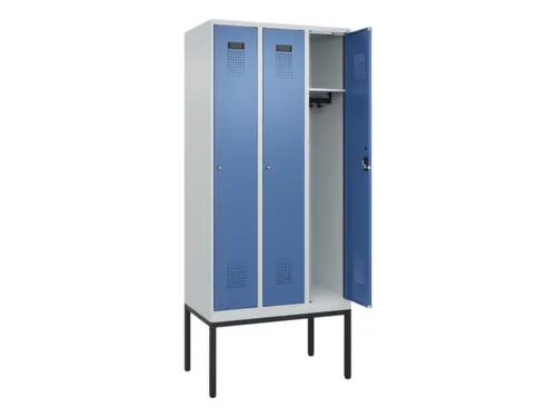 locker,HxBxD 2120x900x500mm,3vak,vak B 300mm,cil.-slot,voetonderstel