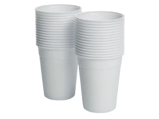 Beker kunststof 180ml wit 100 stuks