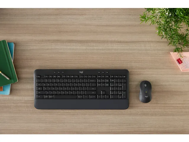 Logitech Signature MK650 Combo Toetsenbord QWERTZ Duits + muis