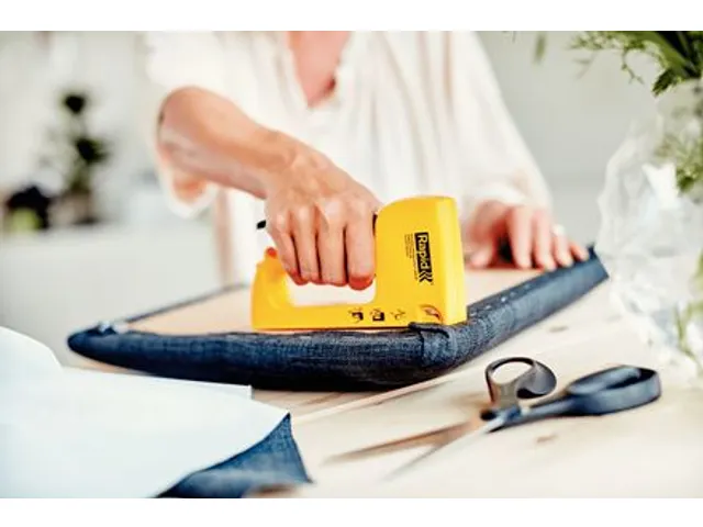 Nietpistool Rapid 13E 13/4-10 ABS geel blister