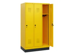 schoollocker,HxBxD 1630x900x500mm,3vak,vak B 300mm,draaigrendel,sokkel