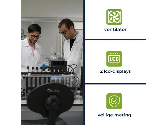 Dc Lab Voeding 0-30 Vdc / 0-3 A Max Met Dubbel Scherm