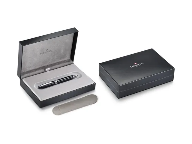 Balpen Sheaffer Legacy 9064 black, chrome plated trims