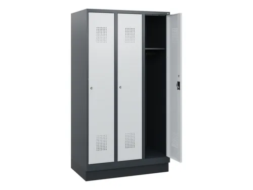 schoollocker,HxBxD 1630x900x500mm,3vak,vak B 300mm,cil.-slot,sokkel