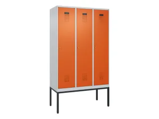 locker,HxBxD 2120x1200x500mm,3vak,vak B 400mm,cil.-slot,voetonderstel - 2