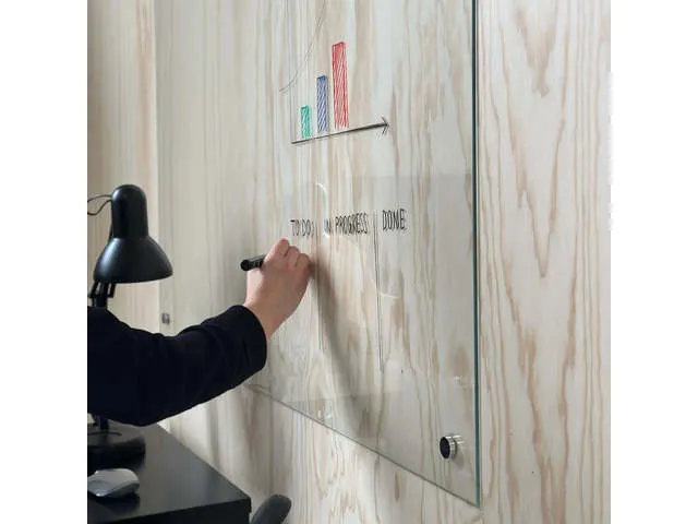 Glasbord Naga 60 x 55 cm Transparant