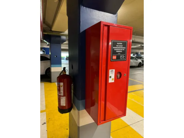 blusdekenbox,HxBxD 950x500x350mm,behuizing rood,zonder deken